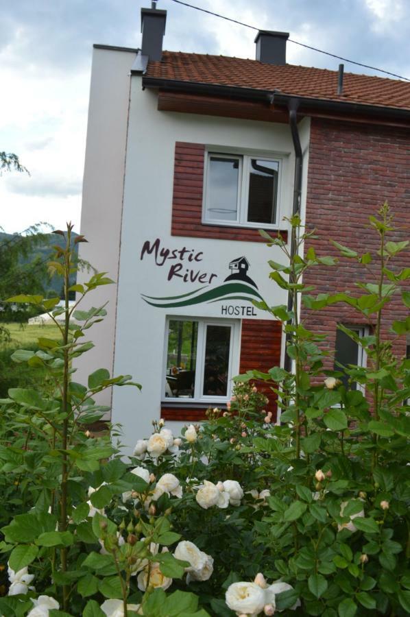 Mystic River Design Hostel Bajina Basta Luaran gambar